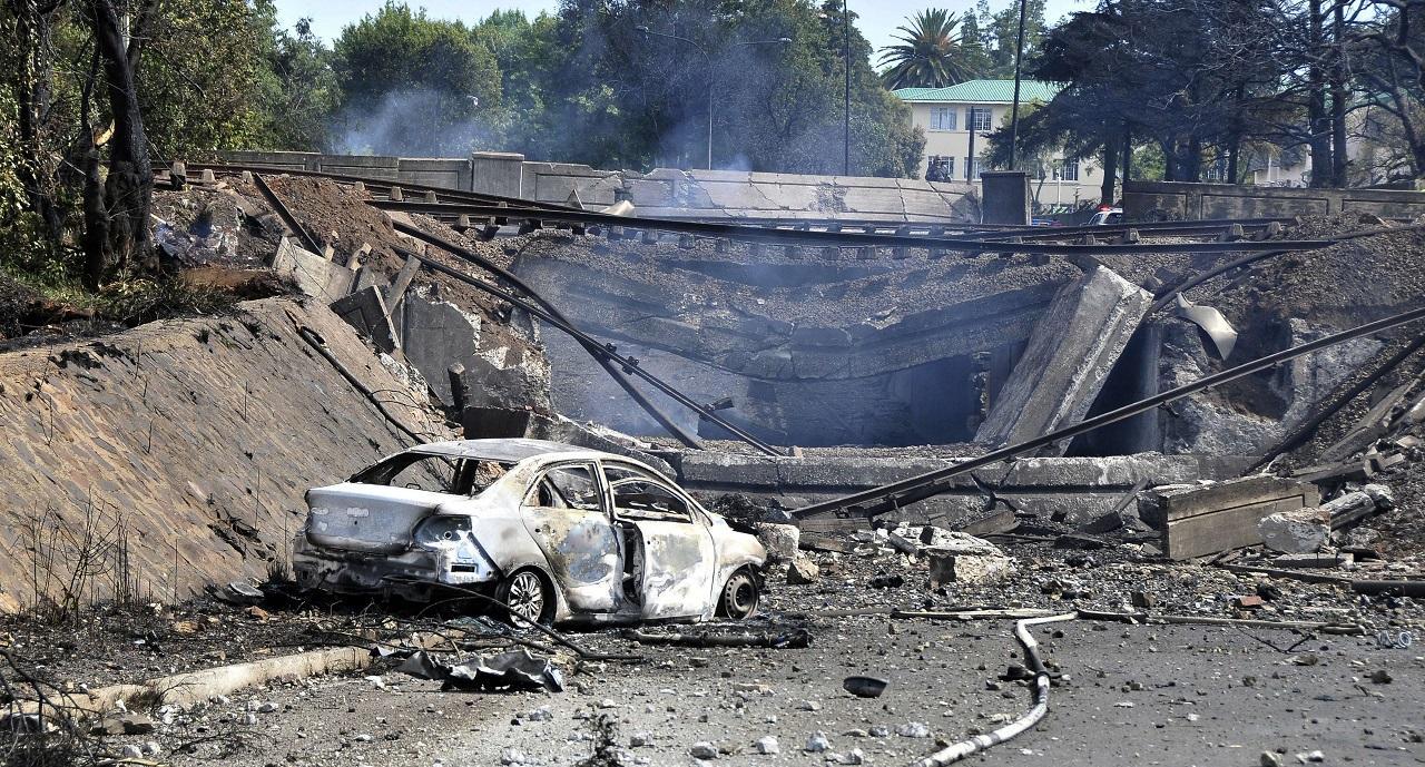 Nine killed in South Africa after gas tanker explodes